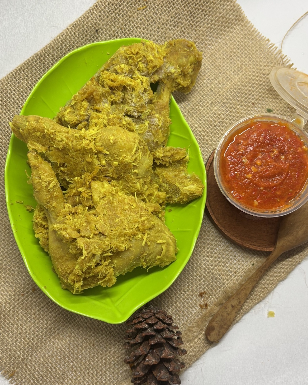Ayam Serundeng Marinasi + Sambel khas